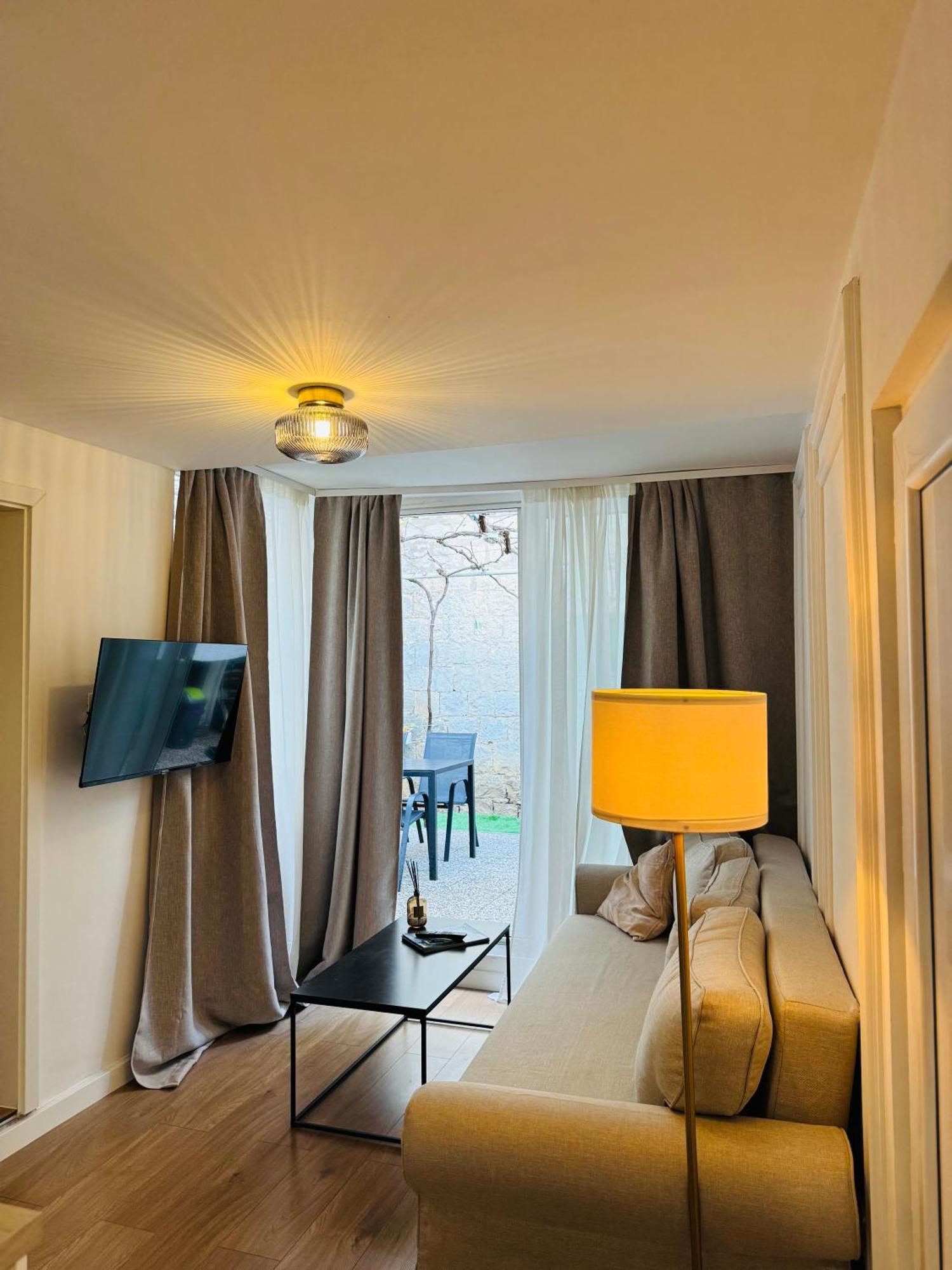 Apartment Stari Dvor Kaštela Buitenkant foto