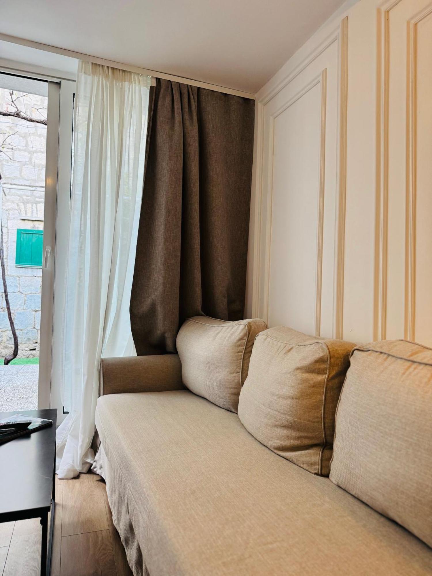 Apartment Stari Dvor Kaštela Buitenkant foto