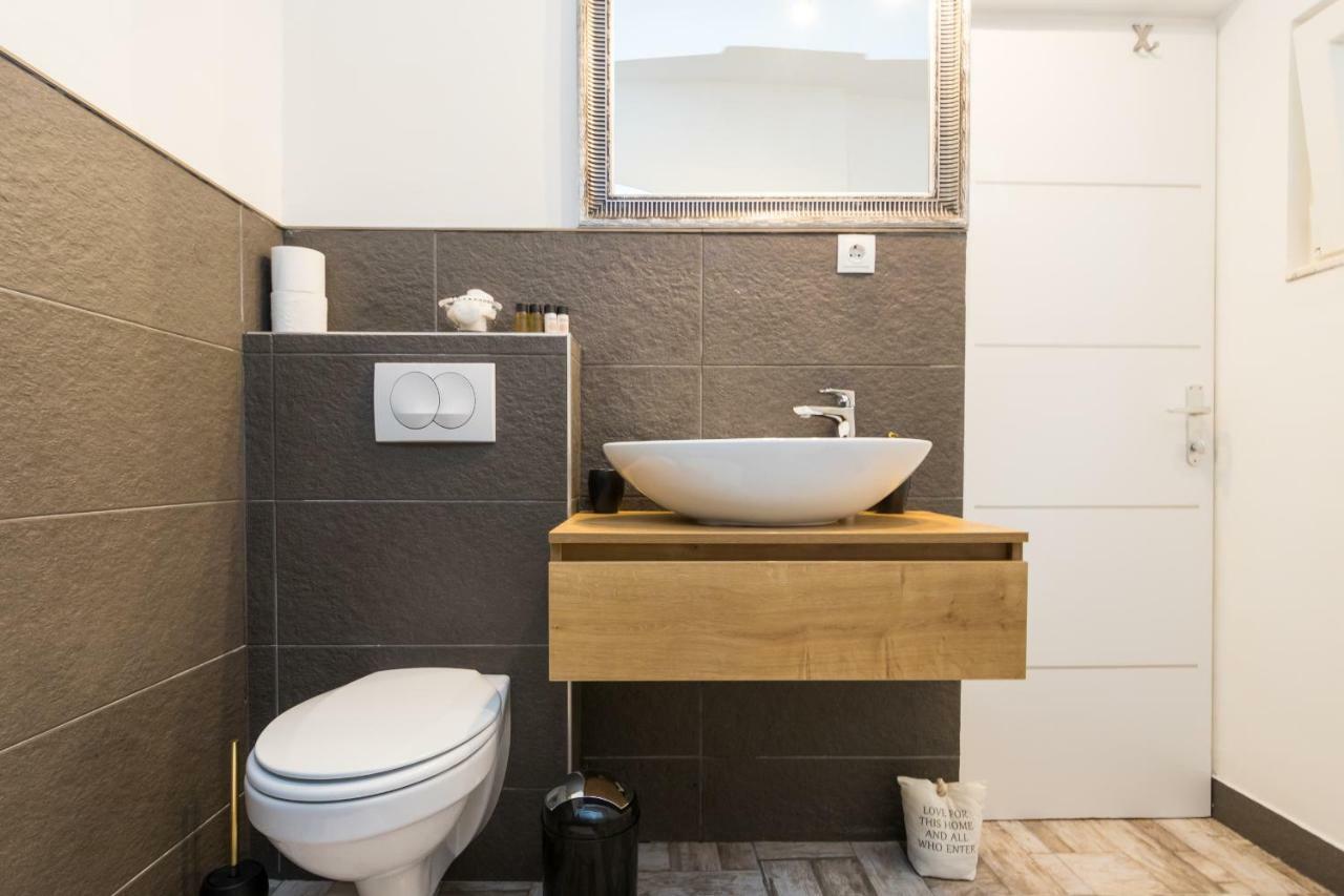 Apartment Stari Dvor Kaštela Buitenkant foto