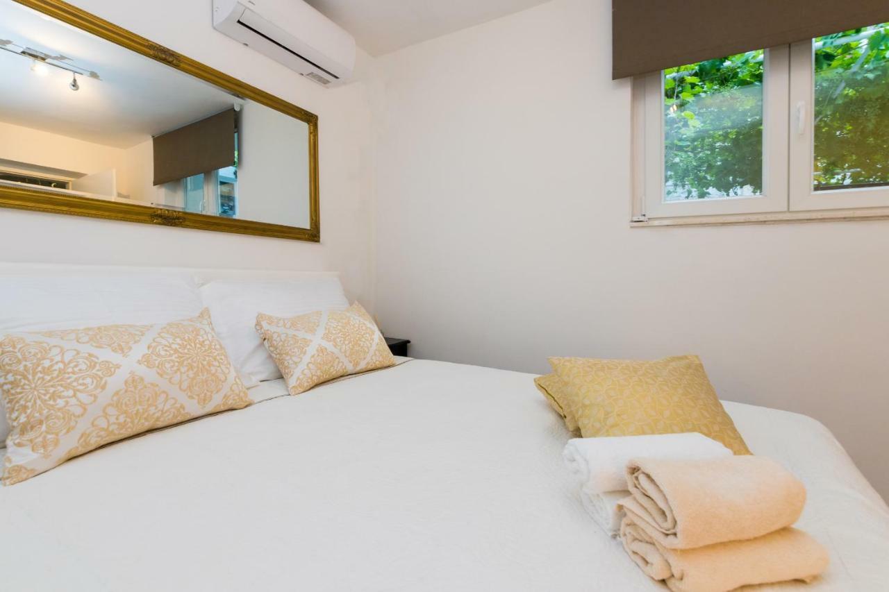 Apartment Stari Dvor Kaštela Buitenkant foto